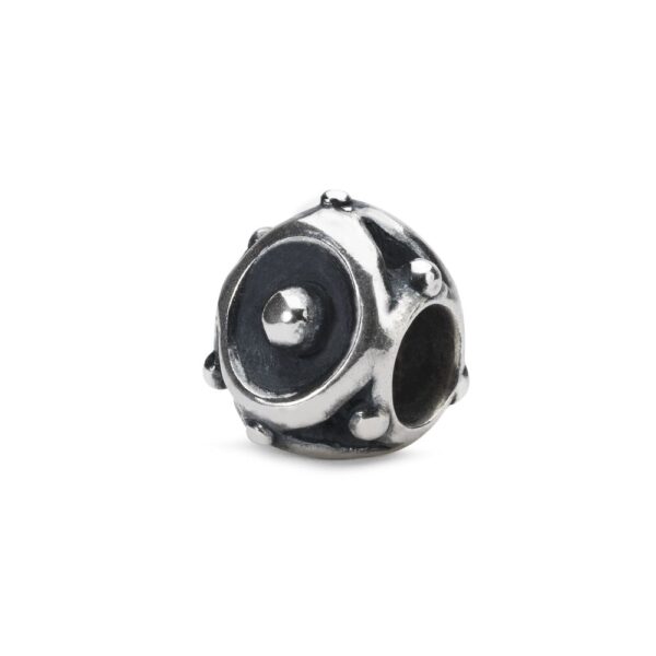 TROLLBEADS-SCUDO
                                     ritirato 2021